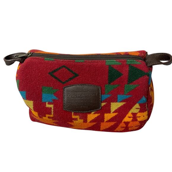 Pendleton Wool Aztec Cosmetics Toiletries Case Red Multi Geometric Zip Bag *Flaw - Picture 1 of 13